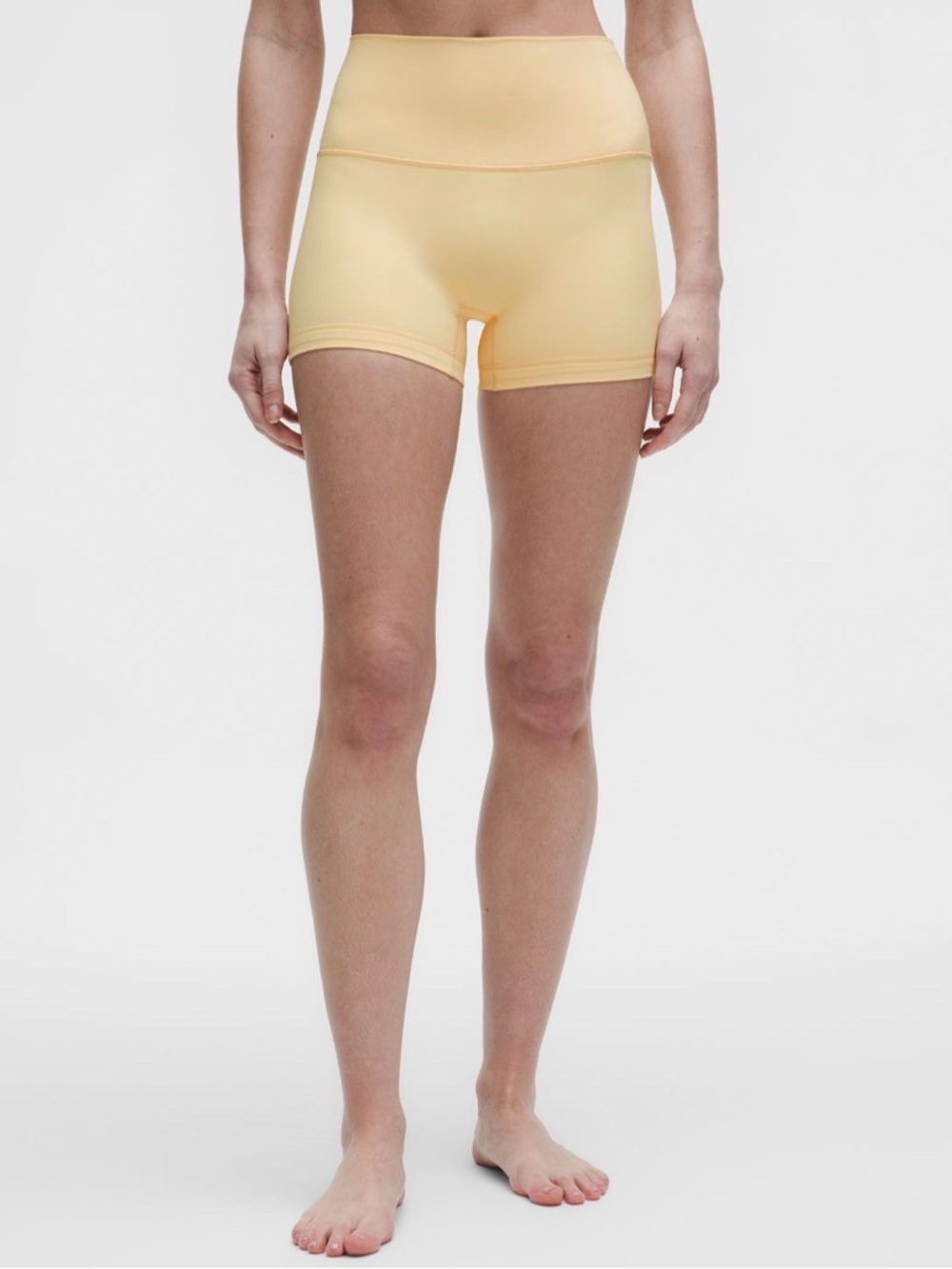 lululemon butter cream Align no line high-rise short 4” Sz 8 NWT